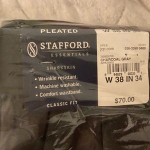 NEW SIZE 38X34 HIGH END PLEATED DRESS PANTS #1914